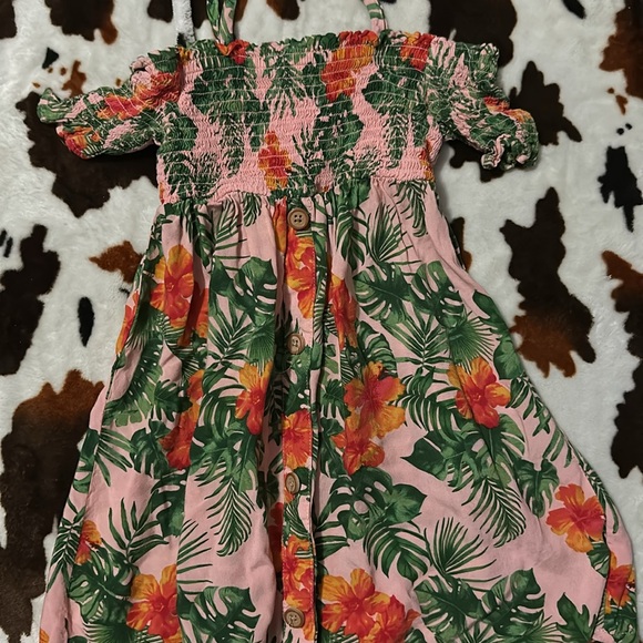 Dress size 3T. - Picture 2 of 3